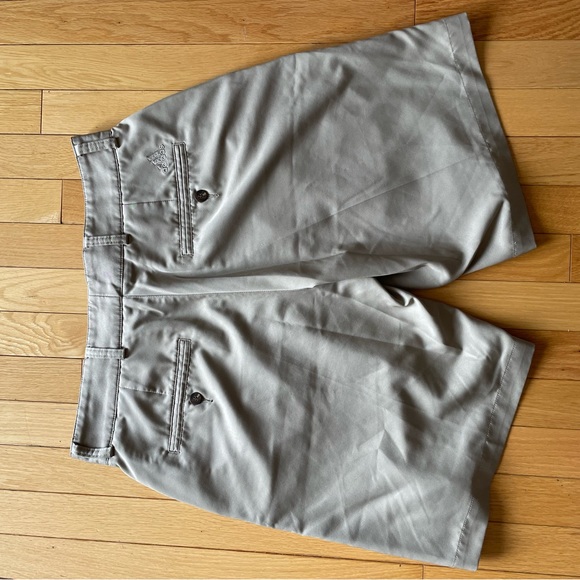 Adidas climalite beige men’s golf shorts (size 32) - Picture 2 of 3